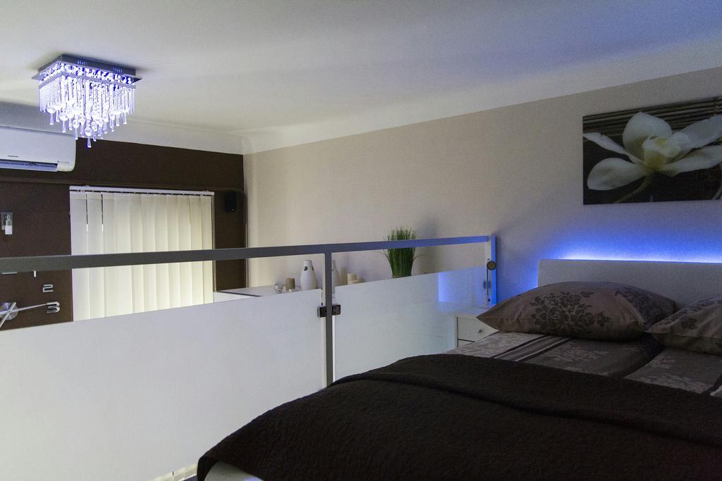 R&r Dembinszky Budapest